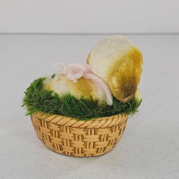 Vintage Josef Originals Japan Flocked Light Brown Puppy In Basket Figurine - Picture 5 of 8